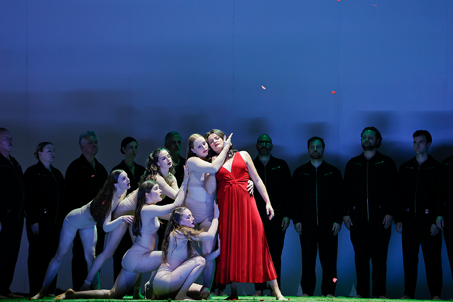 Samantha Clarke as Eurydice and Circa Ensemble (© Jeff Busby)